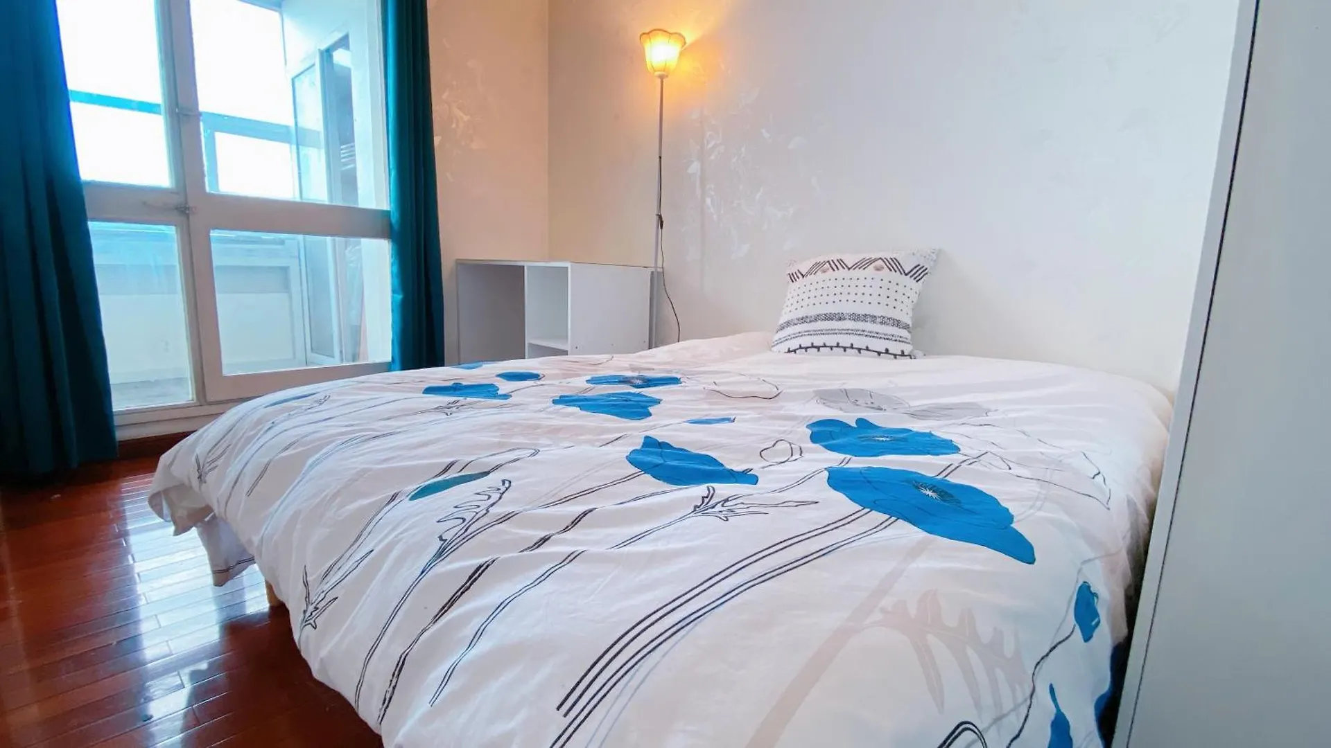Paris Creteil 1-10 Apartment Homestay
